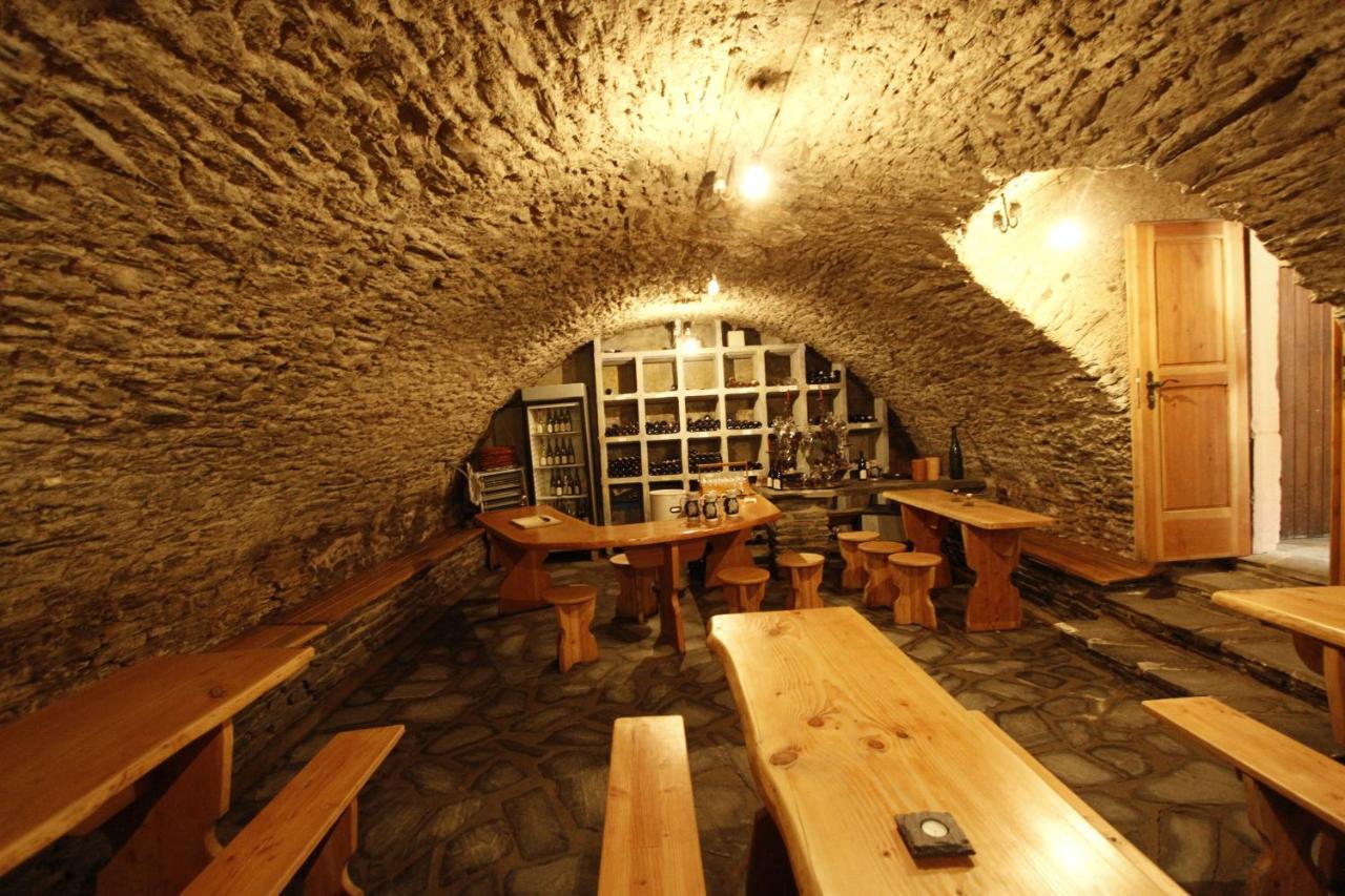卡洛斯穆赫兰葡萄酒庄酒店 梅特斯多夫 外观 照片
